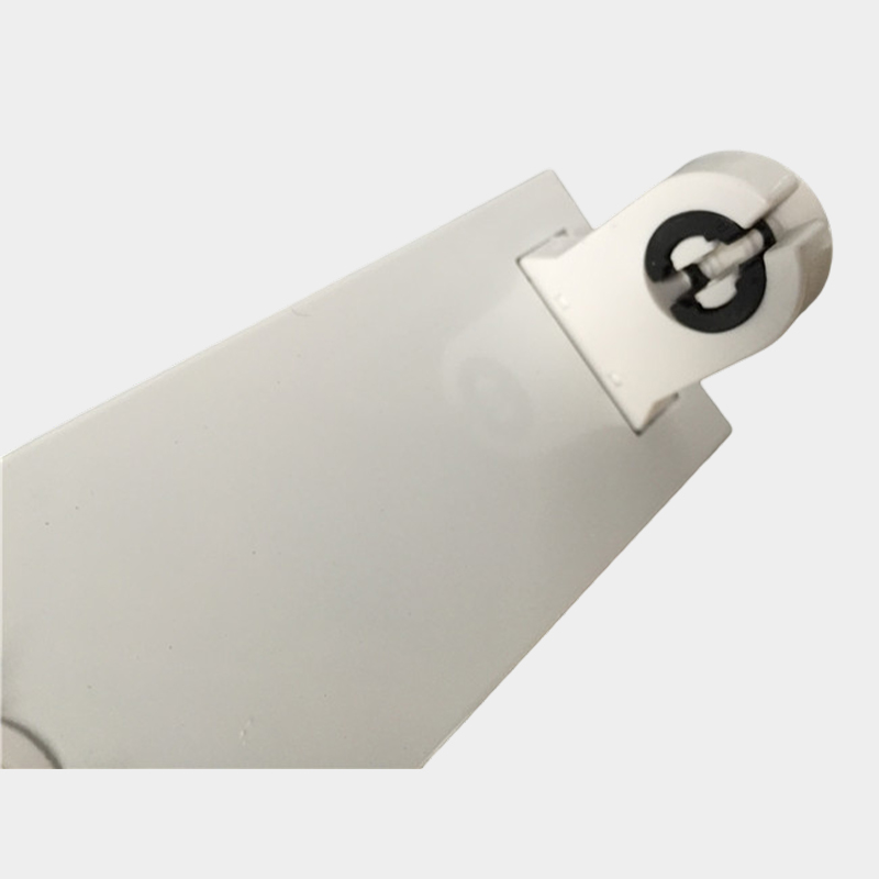 How does the T8 single tube fluorescent lamp bracket provide a solid foundation for industrial lighting?